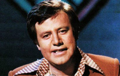 Legendary Showband Singer Brendan Bowyer Dies, Aged 81