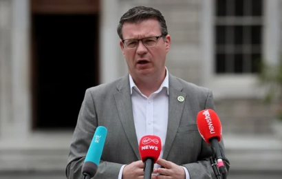 Kelly Says Changes To Covid Welfare Payments Are ‘Discriminatory’