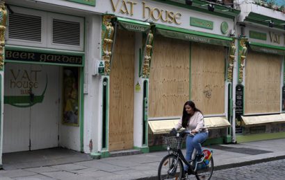 No Guarantee That Pubs And Bars Can Reopen This Month Says Tánaiste
