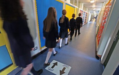 Teachers’ Union Reports Some Schools Failing To Implement Social Distancing Policy