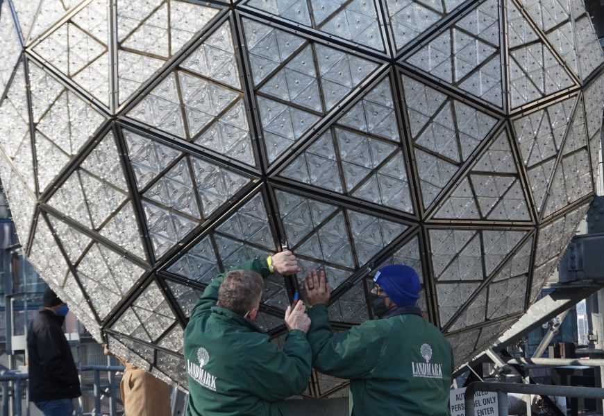 A Times Square New Year’s Eve Celebration Like No Other Before And, Hopefully, After