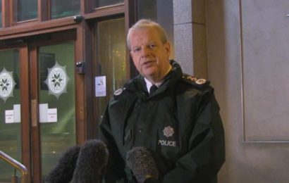 PSNI Chief Resists Calls For Resignation Over Memorial Event Arrest