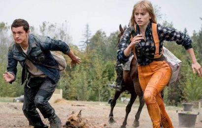 “Chaos Walking” Steps Into The Theater as Interesting Sci-fi But Stumbles At The Get Go