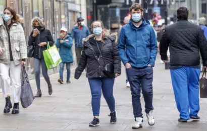 Government To Remove Mask Mandate At End Of Month