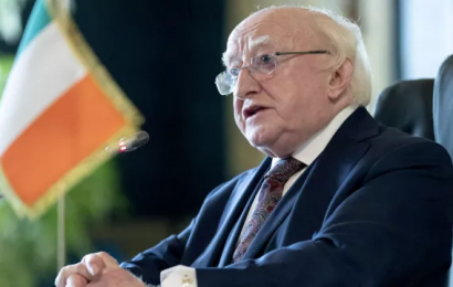 President Praises Frontline Workers As Ireland Commemorates Those Who Died From Covid-19