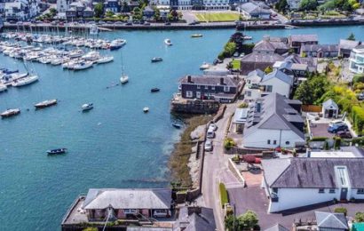 West Cork: ‘A Place Apart’ On The Wild Atlantic Way