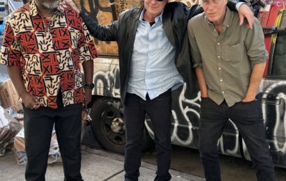 Master Guitarist Gary Lucas Will be Going to Dublin as a Mentor to Young Musicians for The International Songwriting Retreat